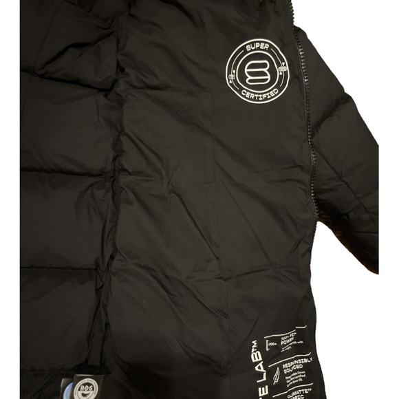 NEW WITH TAGS ARITZIA SUPERSNUG puff mid - Picture 6 of 9